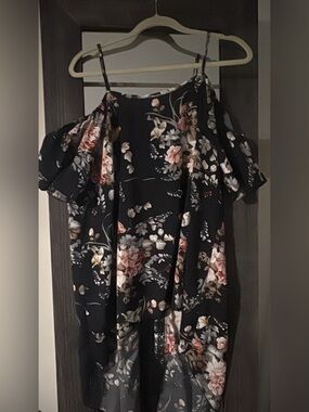 SHEIN Black Floral Cold-Shoulder Tunic
